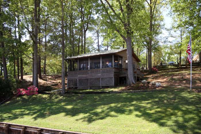 Cabin on the Coop - Chicken Coop - Toledo Bend Lake