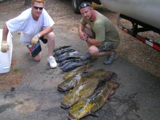 Randy Miller and Mark Nance with a nice cat from Toledo Bend
